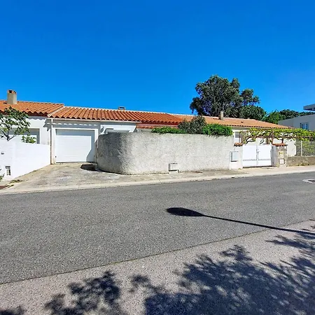 Mauclair-2 By Interhome Semesterbostad Saint-Cyprien (Pyrenees-Orientales)